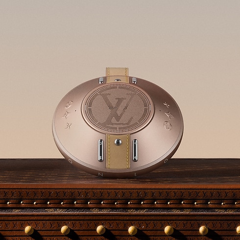 Relojería Relojes conectados
Altavoz LV Nanograma Copper
| Louis Vuitton ® (Ampliar producto)