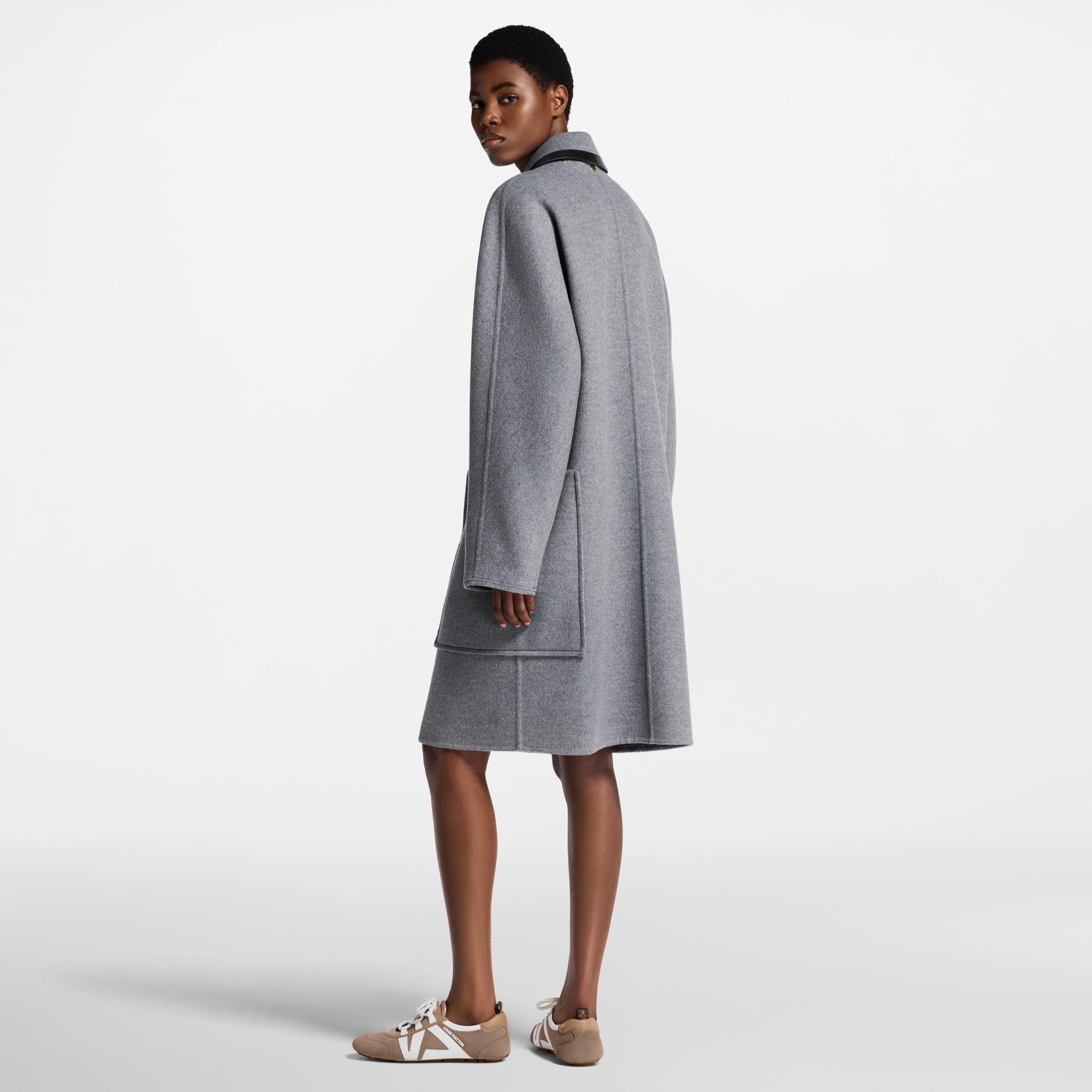  Ready to Wear Abrigos y chaquetas Abrigo de doble vista con cuello extraíble | Louis Vuitton ® (Ampliar producto)
