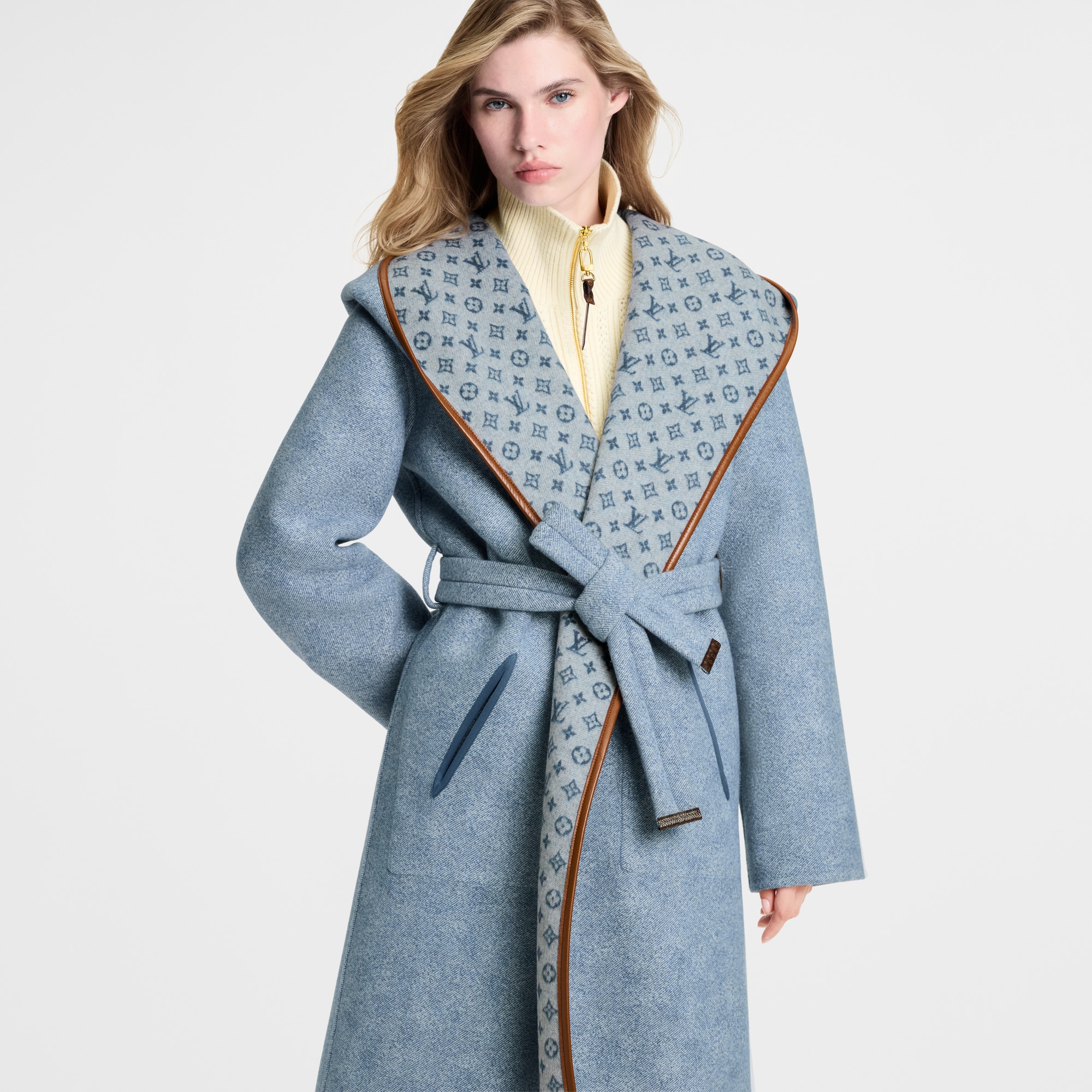  Ready to Wear Abrigos y chaquetas Abrigo envolvente con capucha reversible | Louis Vuitton ® (Ampliar producto)