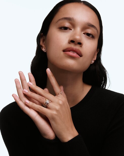 Catégories Bagues Bague à anneau unique Idylle Blossom, or rose et diamants | Louis Vuitton ®