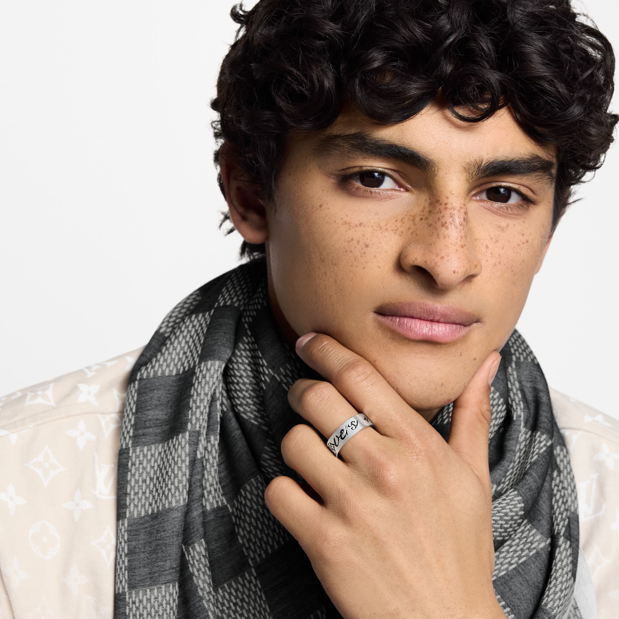 S00 Bisutería Anillos Anillo LV Vers | Louis Vuitton ® (Ampliar producto)