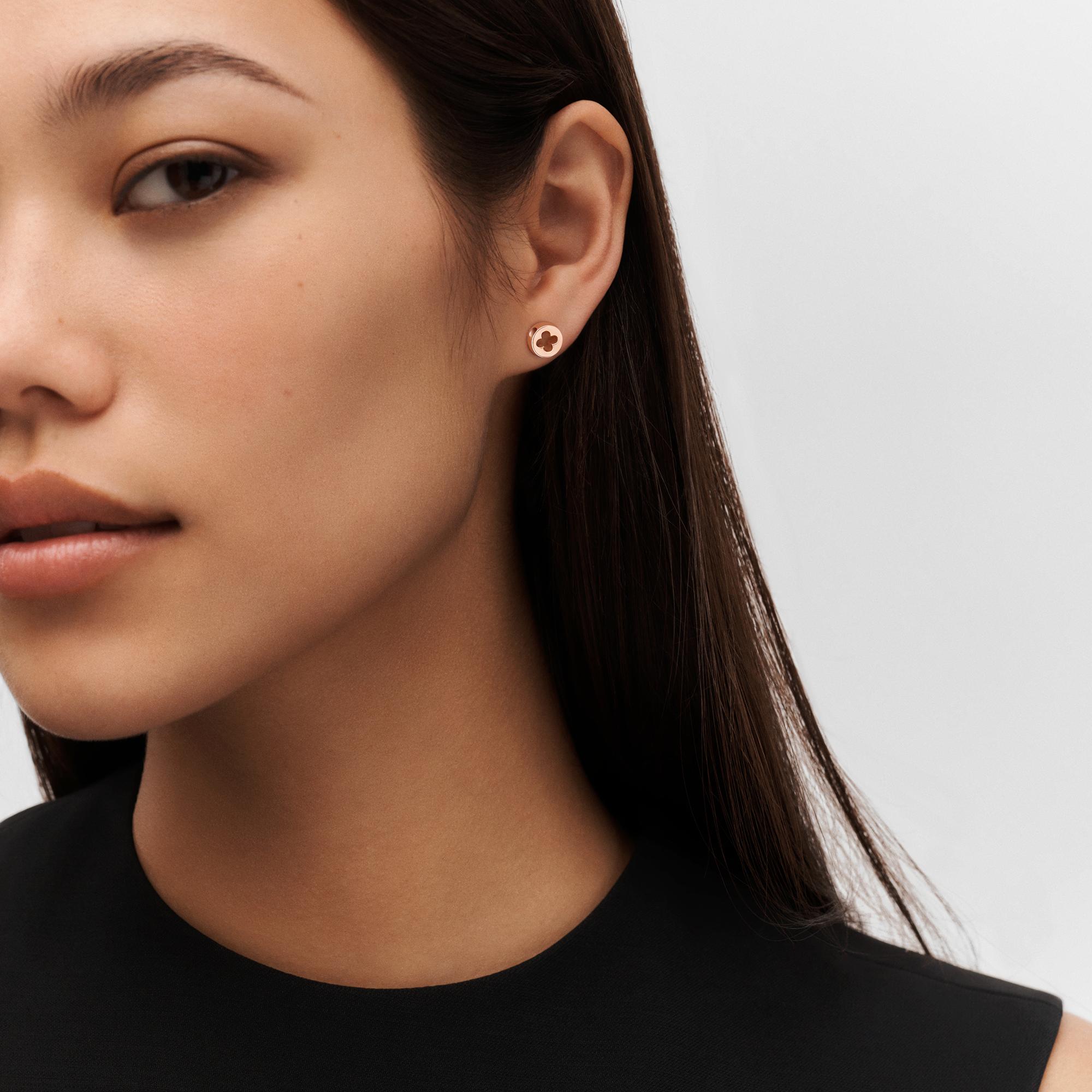  Categorías Toda la joyería fina Aretes de botón Empreinte de oro rosa | Louis Vuitton ® (Ampliar producto)