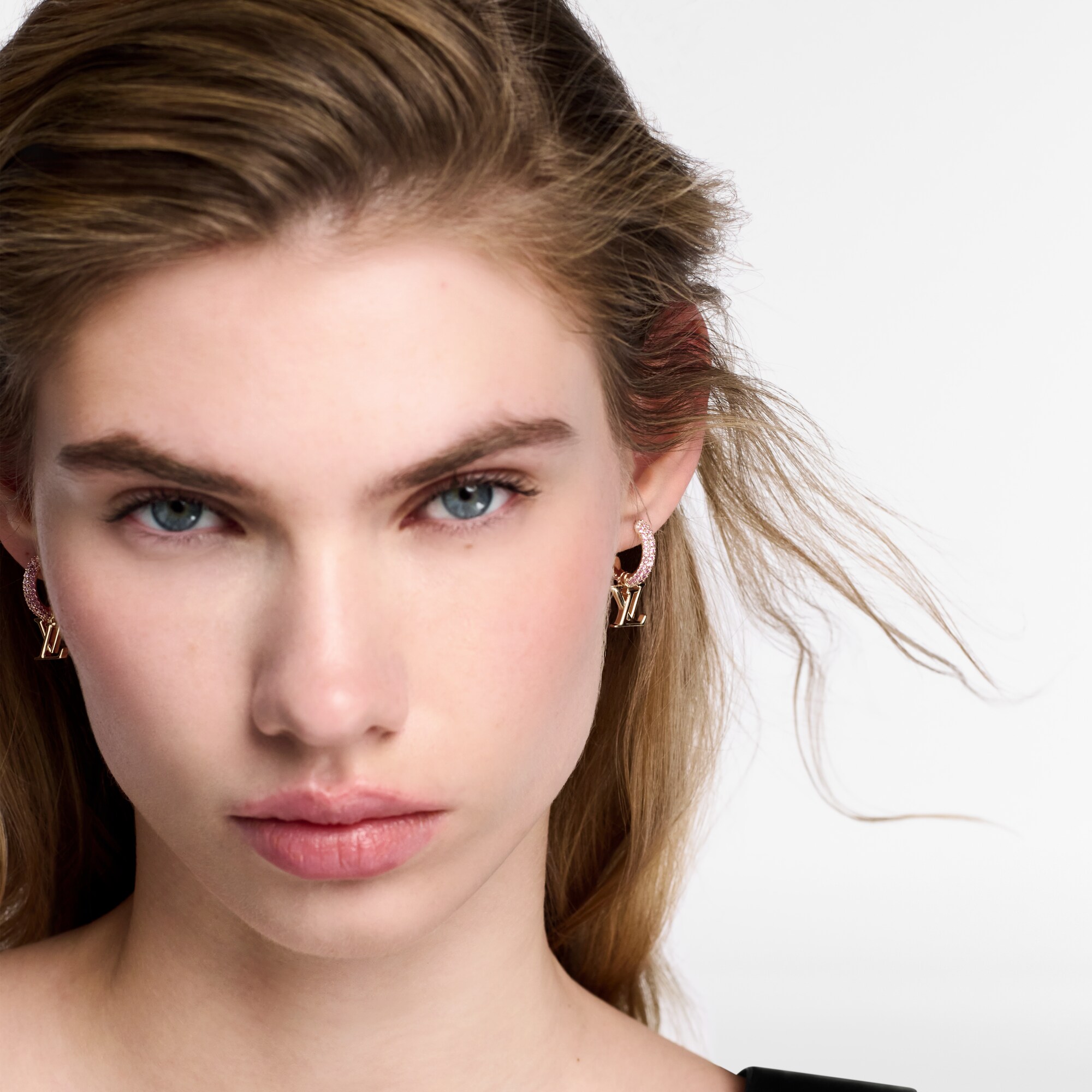 S00 Bisutería Toda la Bisutería Aretes LV Iconic | Louis Vuitton ® (Ampliar producto)