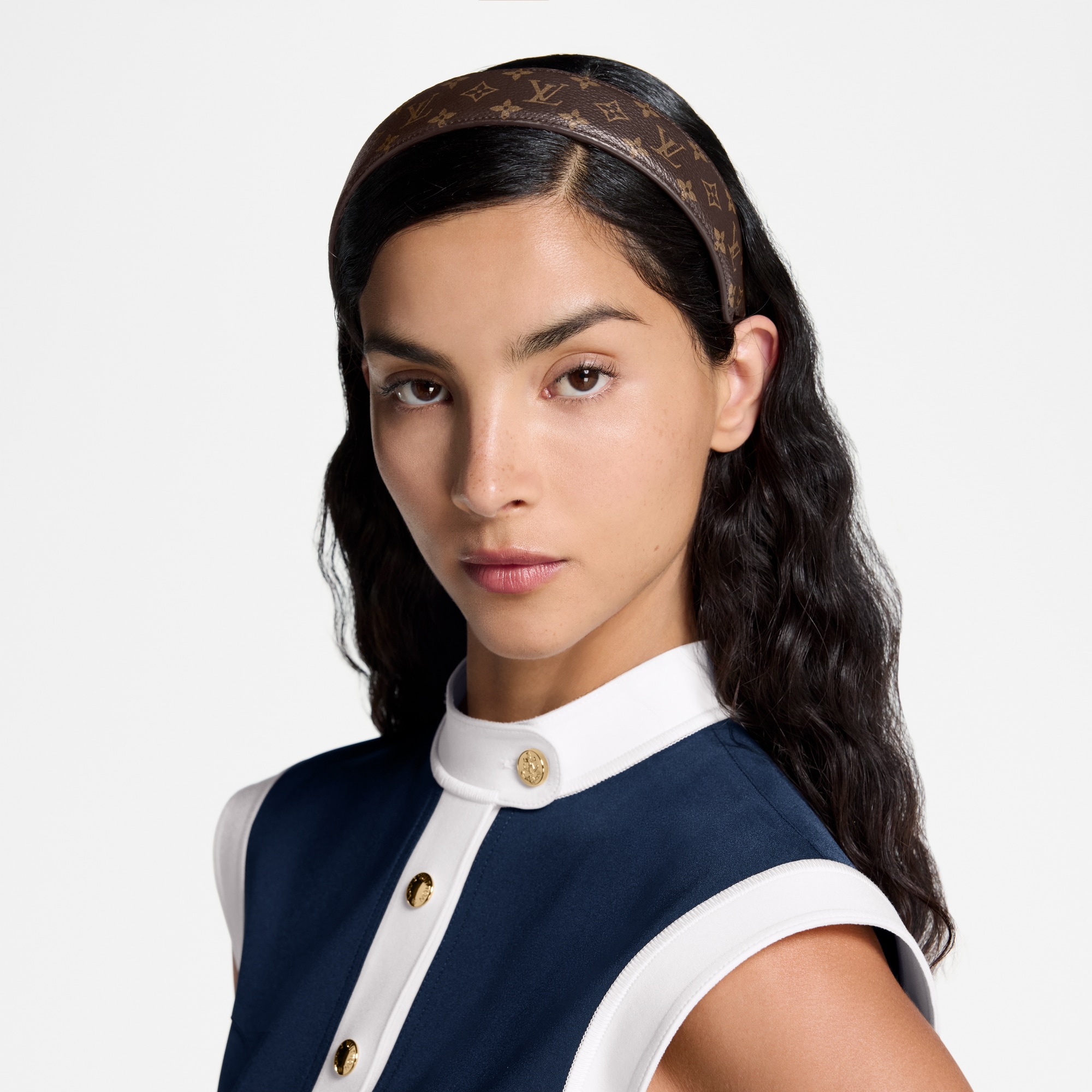 S00 Accesorios Accesorios para el pelo Banda para el cabello LV Outline | Louis Vuitton ® (Ampliar producto)