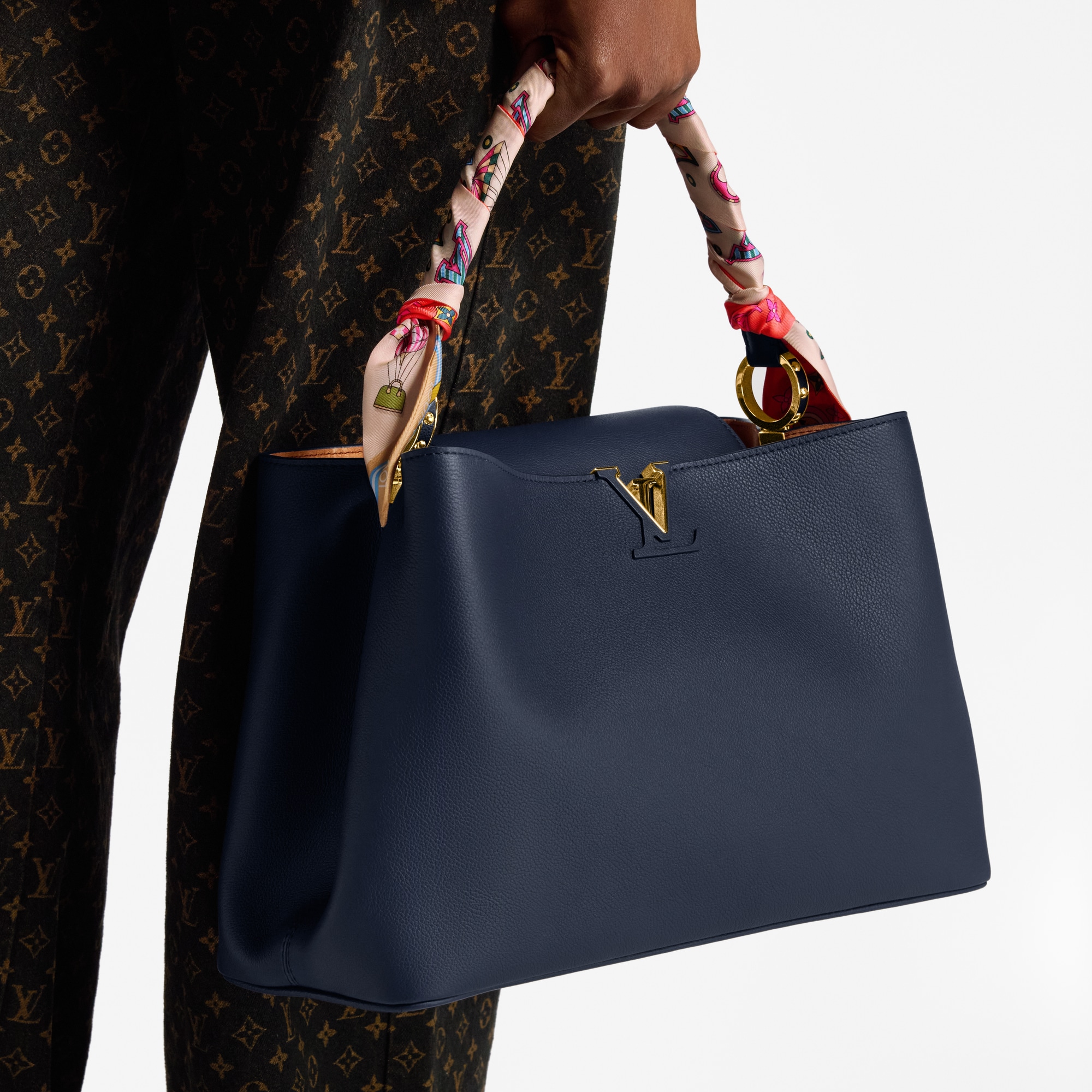 S00 Accesorios Pañuelos de seda y bandanas Bandana From The Cloud BB | Louis Vuitton ® (Ampliar producto)