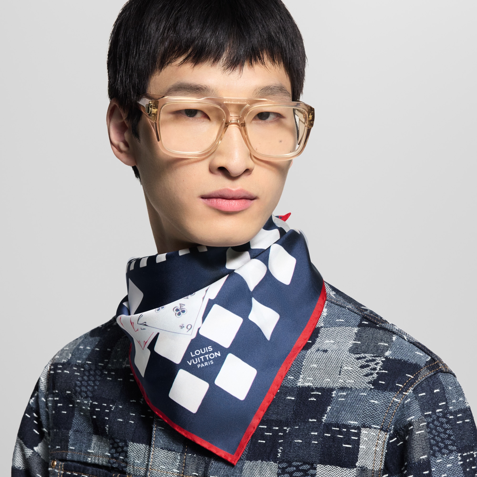S00 Accesorios Pañuelos de seda y bandanas Bandana Game Scene | Louis Vuitton ® (Ampliar producto)