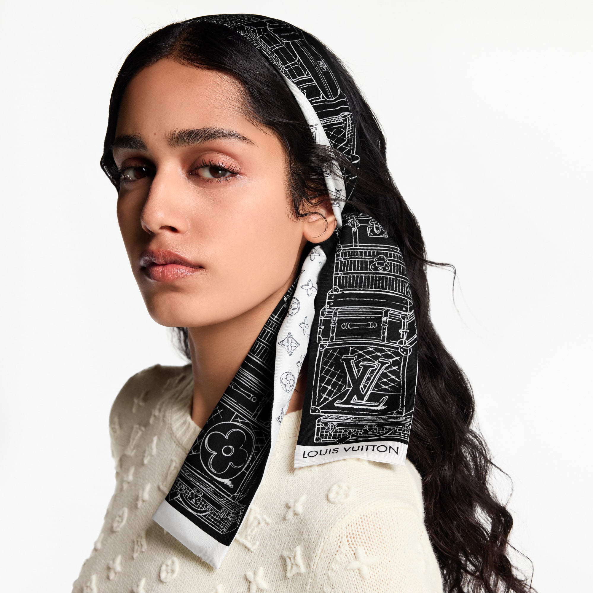 S00 Accesorios Pañuelos de seda y bandanas Bandana My LV Luggage | Louis Vuitton ® (Ampliar producto)