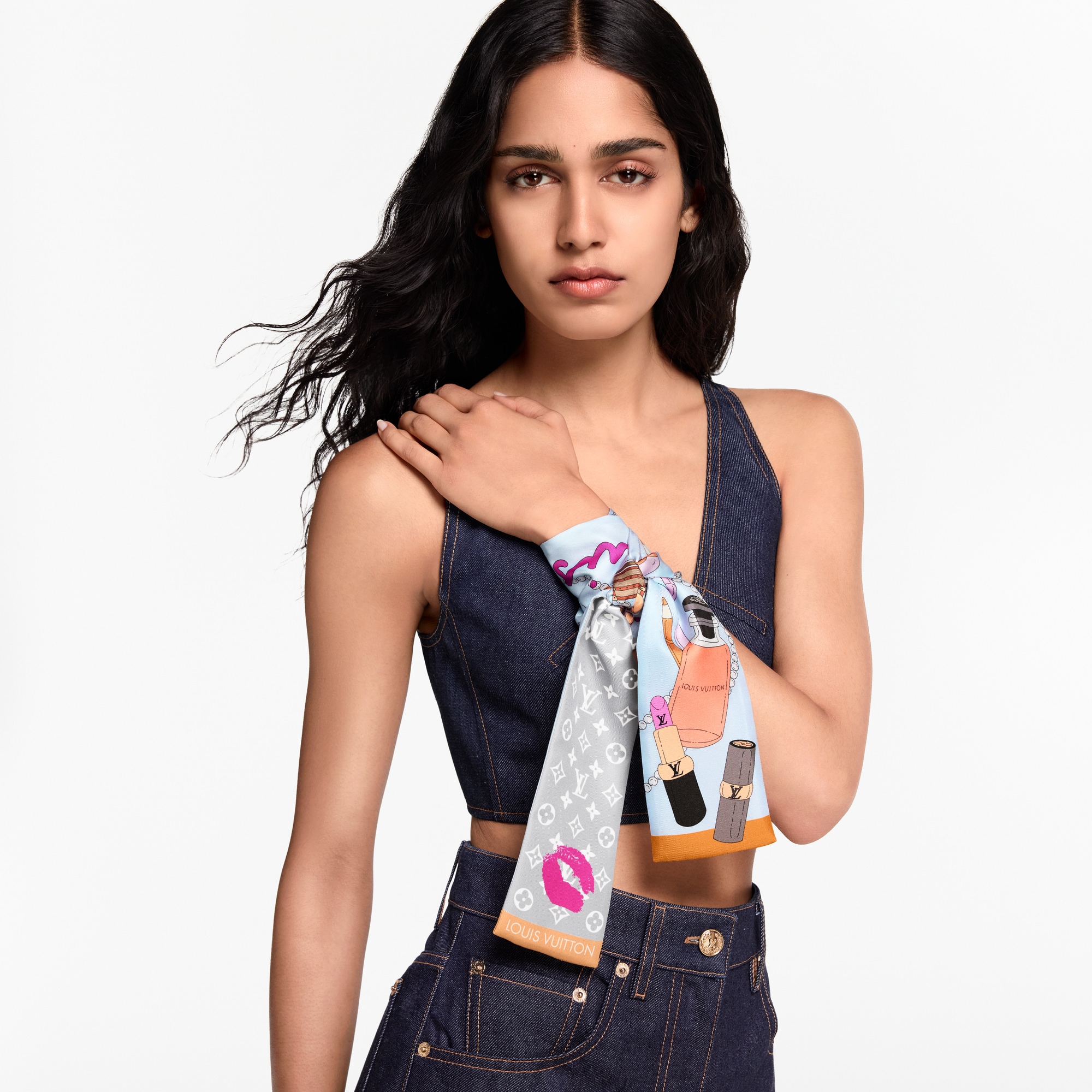 S00 Accesorios Pañuelos de seda y bandanas Bandana Paris En Beaute | Louis Vuitton ® (Ampliar producto)