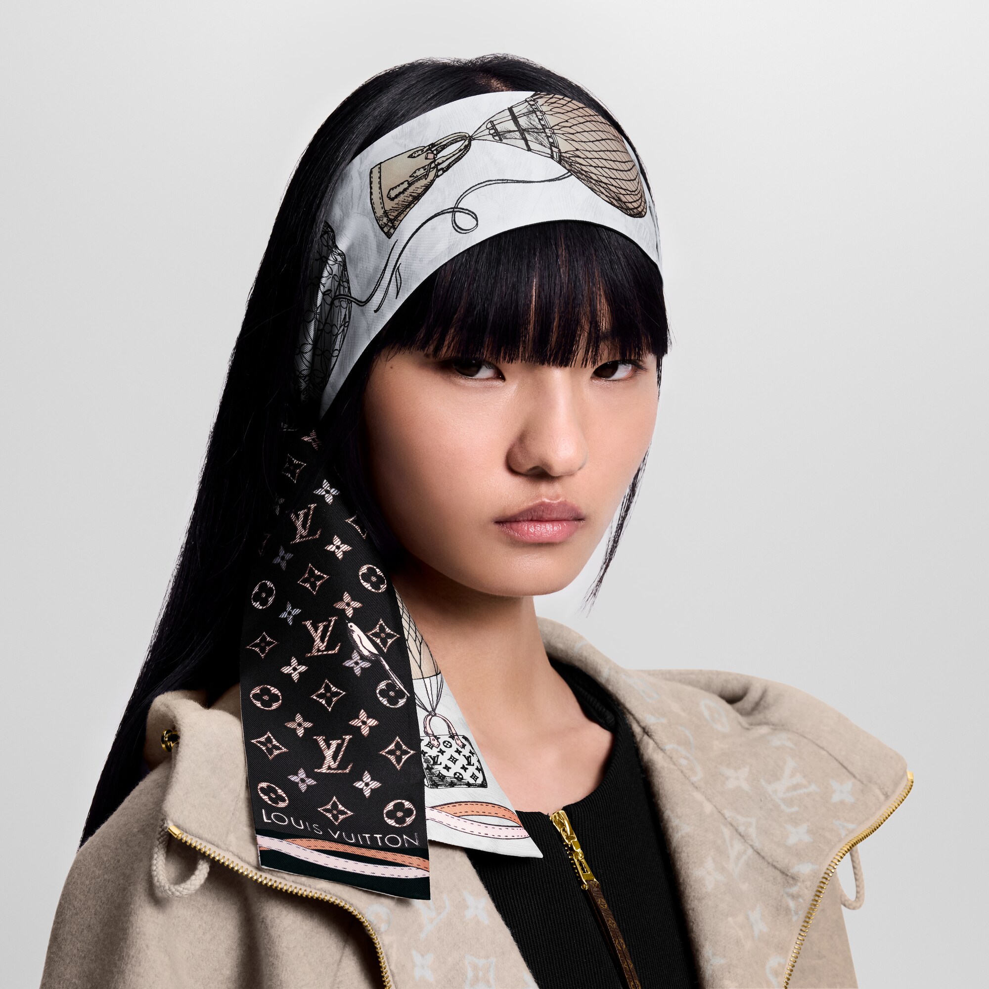 S00 Accesorios Pañuelos de seda y bandanas Bandana Up And Away | Louis Vuitton ® (Ampliar producto)