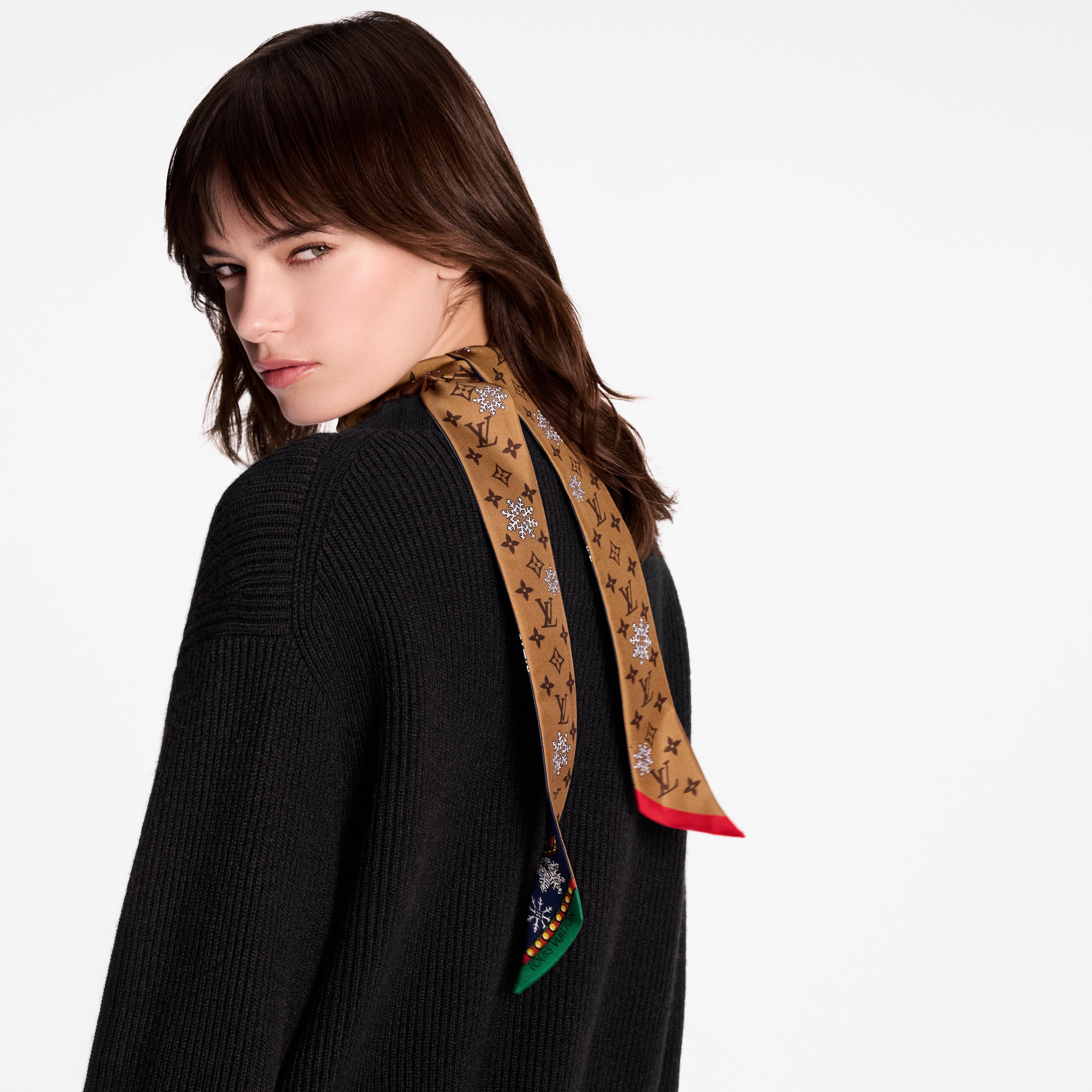 S00 Accesorios Pañuelos de seda y bandanas Bandana Vivienne Winter Celebration BB | Louis Vuitton ® (Ampliar producto)