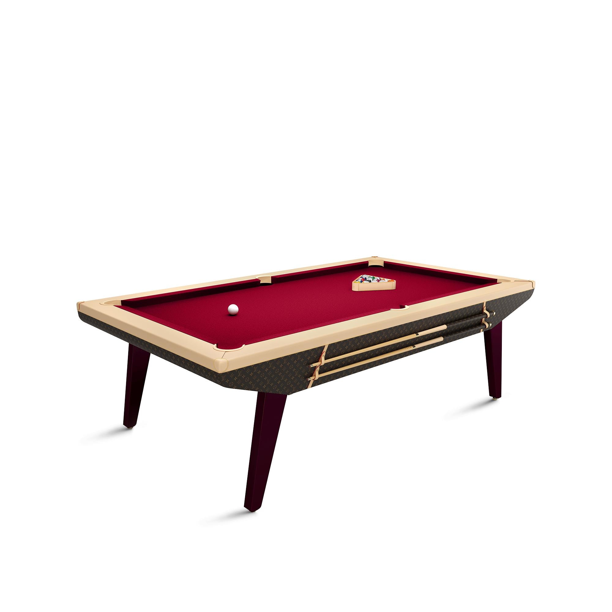 Monogram Deporte y Juegos } Billar con revestimiento de lona | Louis Vuitton ® (Ampliar producto)