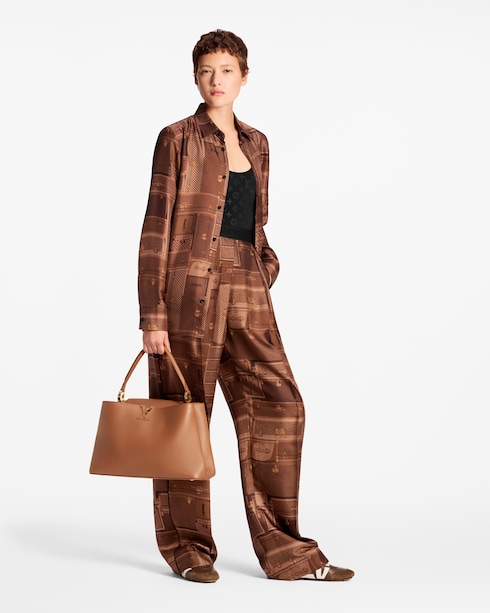 Discontinued Product Obs 12 Embossed Monogram Body | Louis Vuitton ®