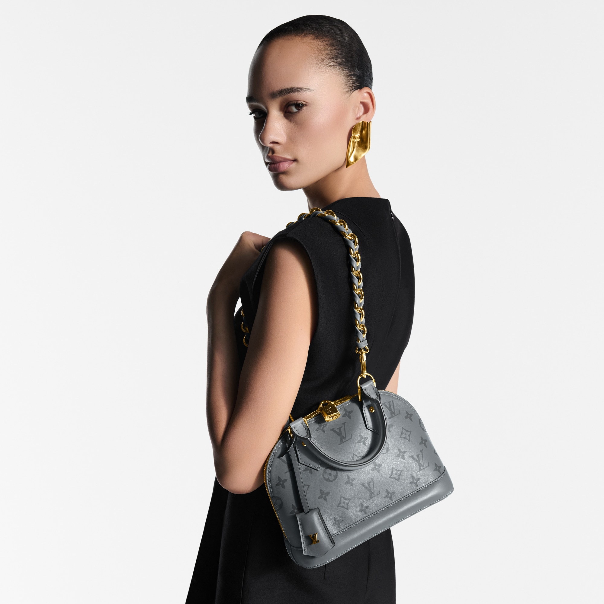  Bolsas de mano Todas las bolsas de mano Bolsa Alma BB | Louis Vuitton ® (Ampliar producto)