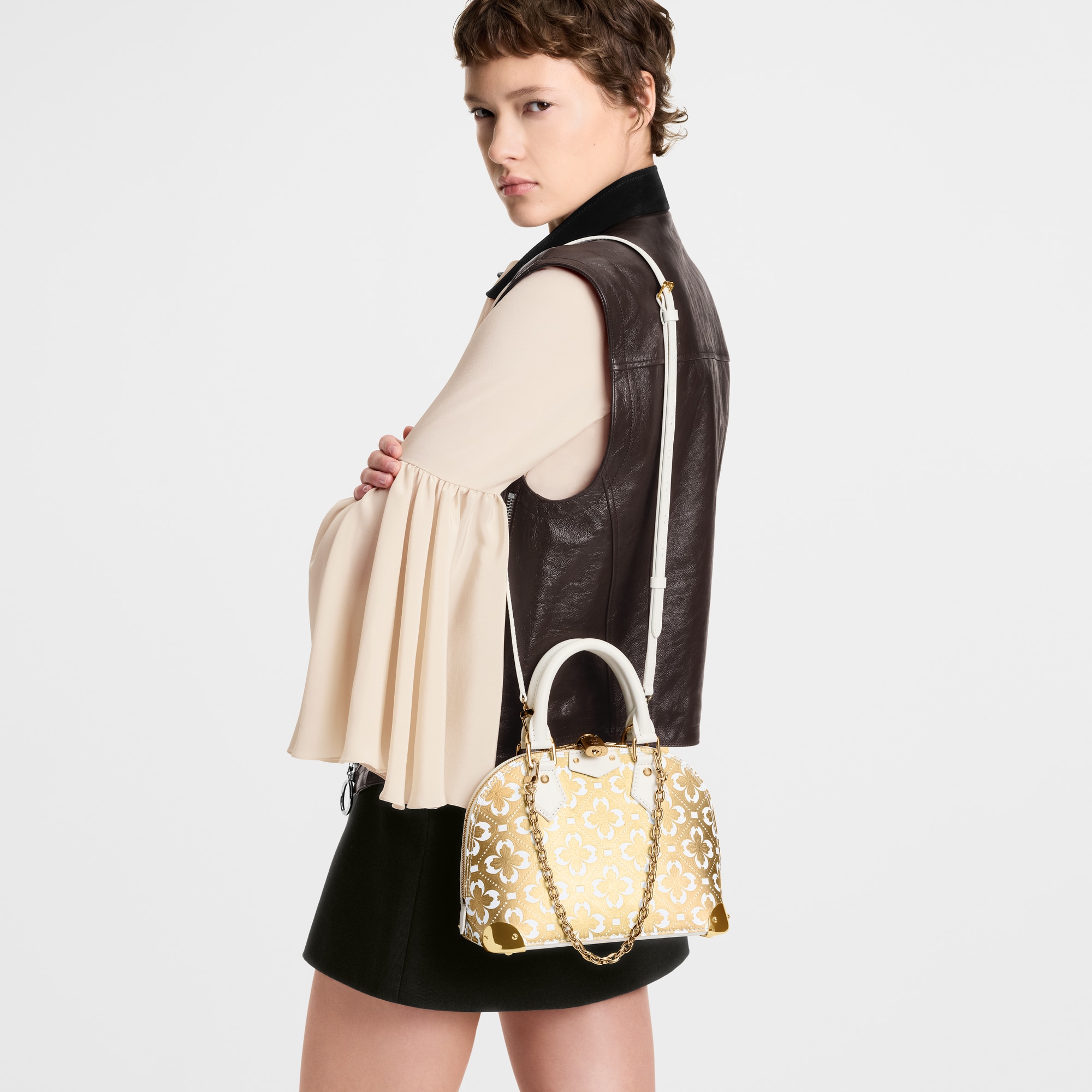 H27 Bolsas para Mujer LV Icons Bolsa Alma Trunk BB | Louis Vuitton ® (Ampliar producto)