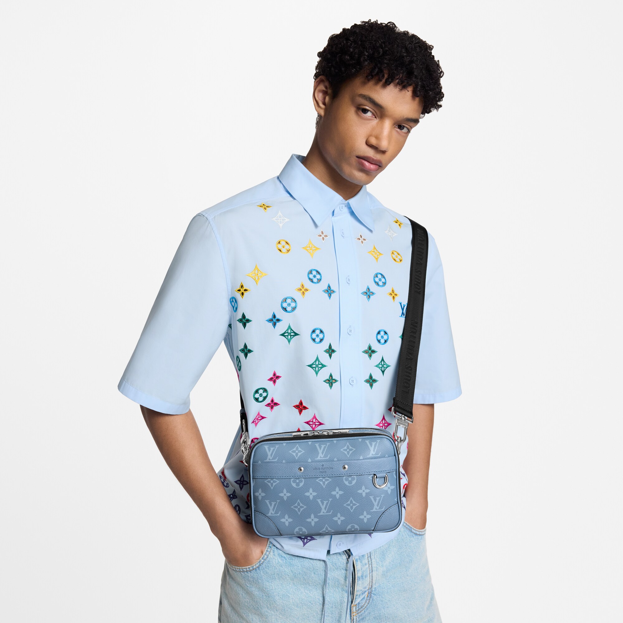 Taigarama Bolsas para Mujer Novedades Bolsa Alpha Messenger | Louis Vuitton ® (Ampliar producto)