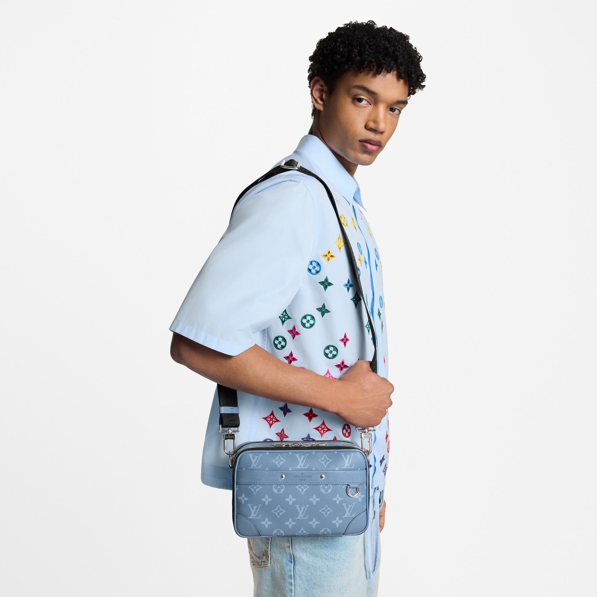 Taigarama Bolsas para Mujer Novedades Bolsa Alpha Messenger | Louis Vuitton ® (Ampliar producto)