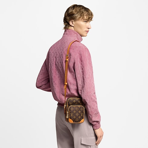 G69 Bolsas para Hombre Novedades Bolsa Amazone | Louis Vuitton ® (Ampliar producto)