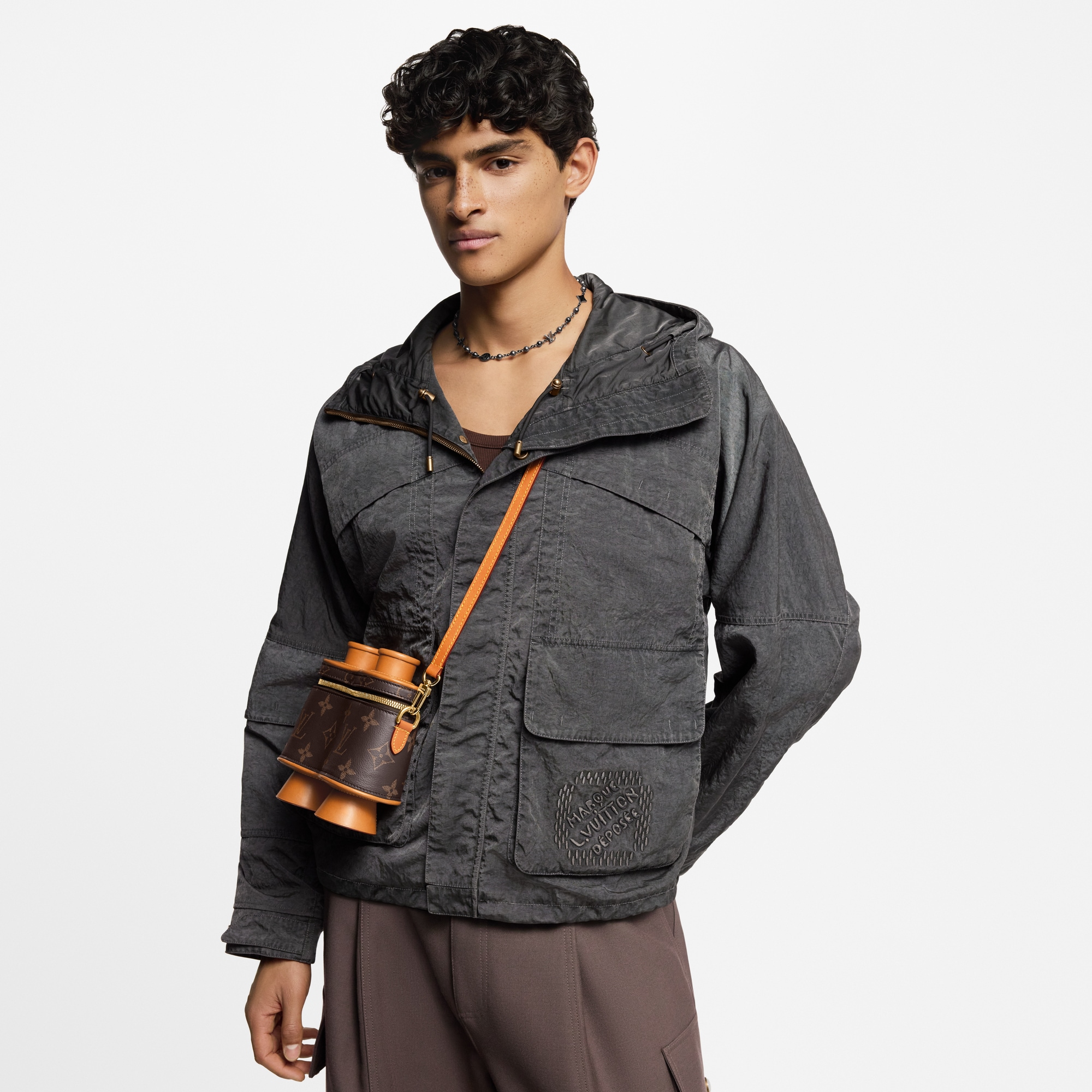 Autres Cuirs Monogram Carteras y artículos de piel pequeños Bolsas pequeñas Bolsa Binoculars | Louis Vuitton ® (Ampliar producto)
