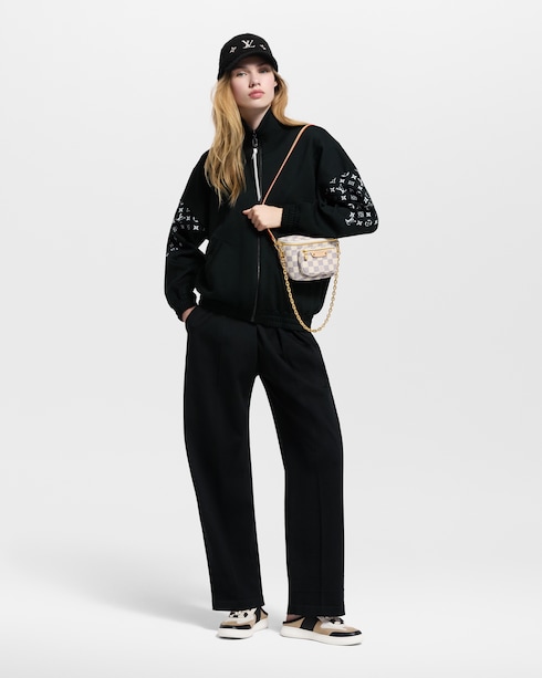 Damier Azur Canvas Carteras y artículos de piel pequeños Carteras con cadena y Micro Bolsas Bolsa cangurera Mini | Louis Vuitton ®