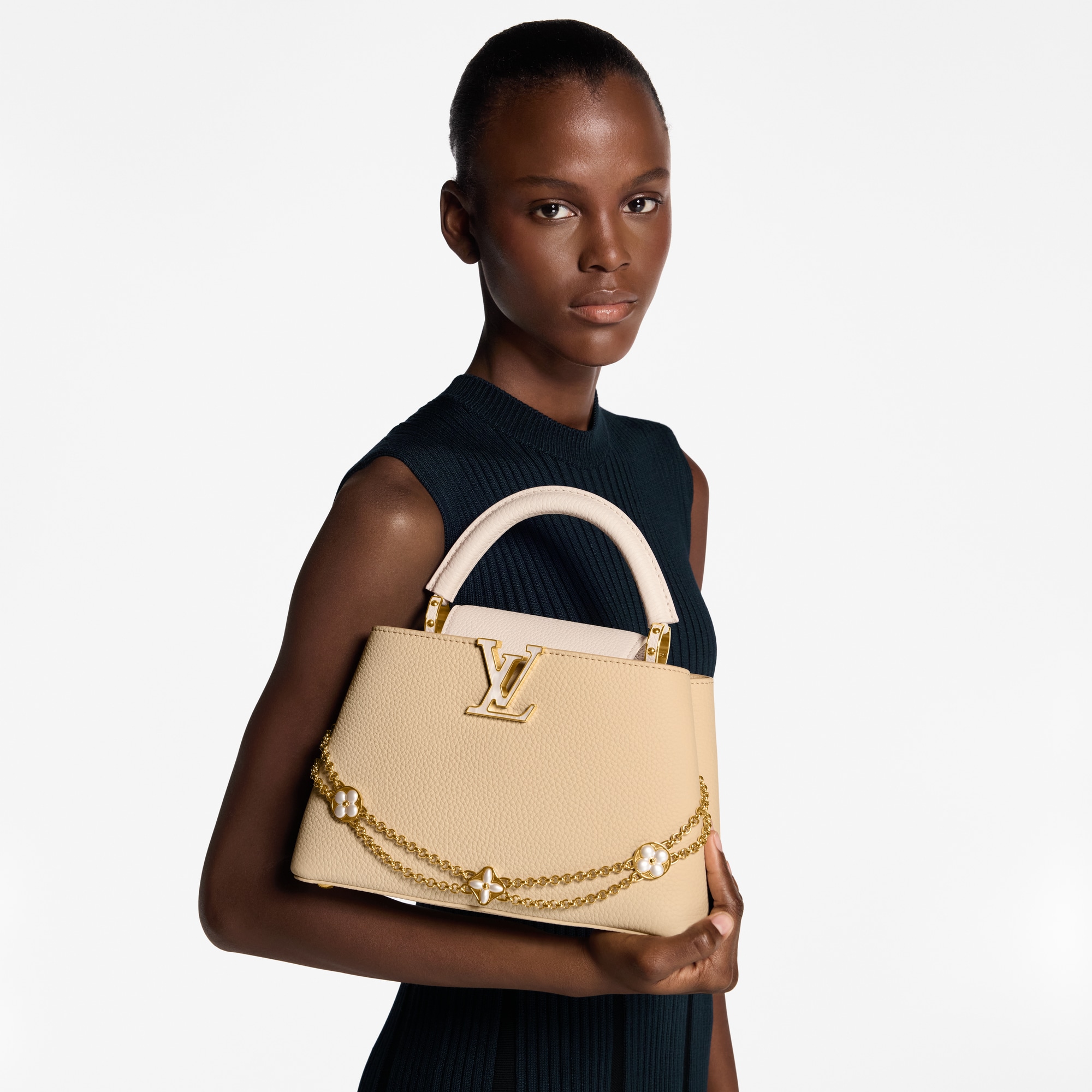 Capucines Bolsas de mano Capucines Bolsa Capucines BB | Louis Vuitton ® (Ampliar producto)