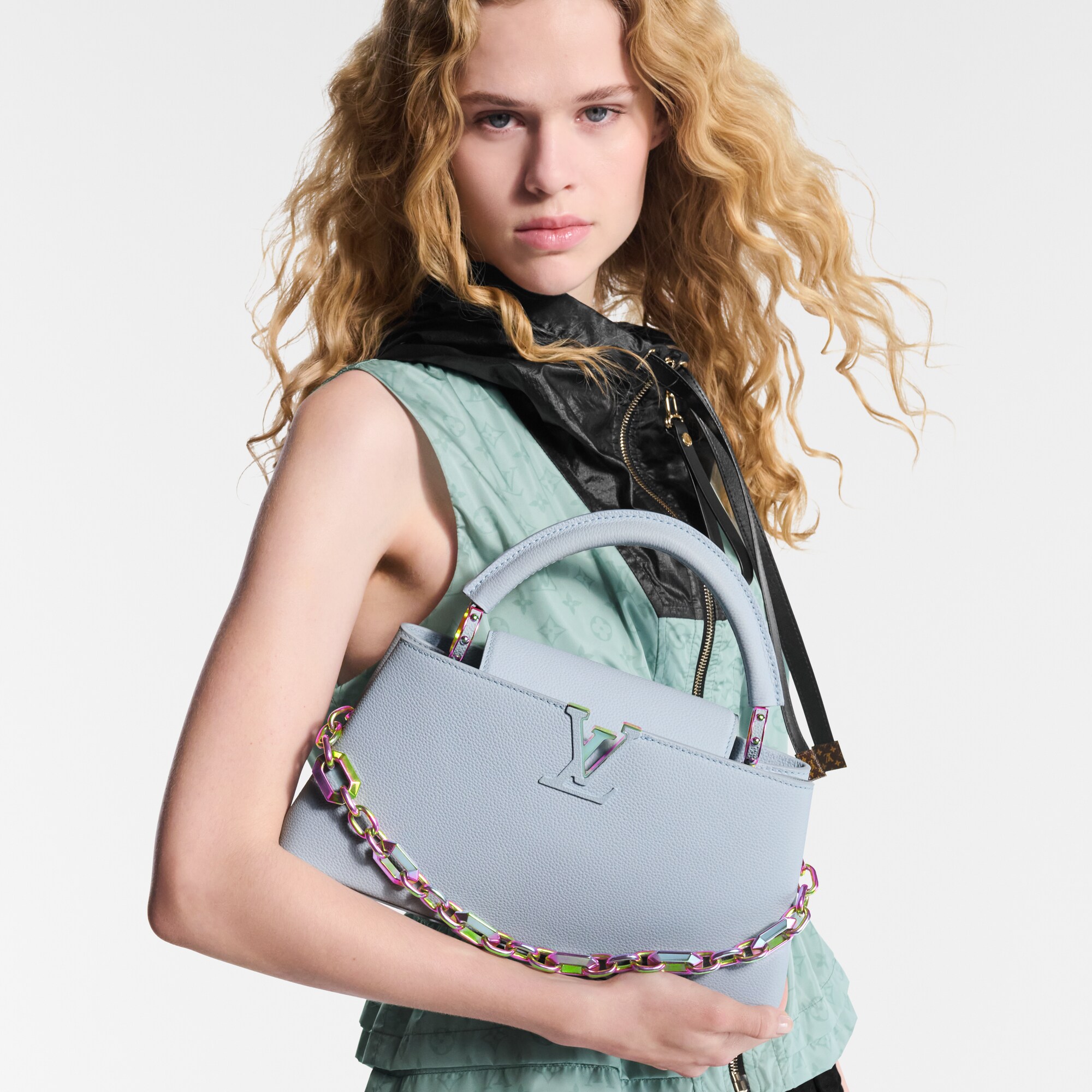Capucines Bolsas de mano Capucines Bolsa Capucines East-West Mini | Louis Vuitton ® (Ampliar producto)