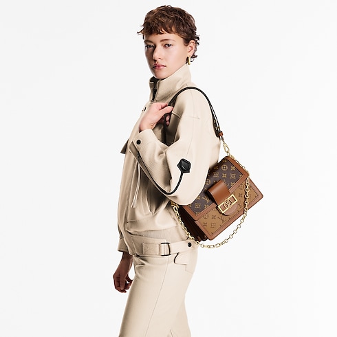 Autres Toiles Monogram Bolsas de mano Todas las bolsas de mano Bolsa Dauphine MM | Louis Vuitton ® (Ampliar producto)