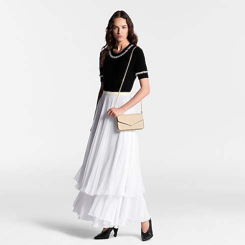 Monogram Empreinte Carteras y artículos de piel pequeños Carteras con cadena y Micro Bolsas Bolsa Félicie Pochette | Louis Vuitton ® (Ampliar producto)