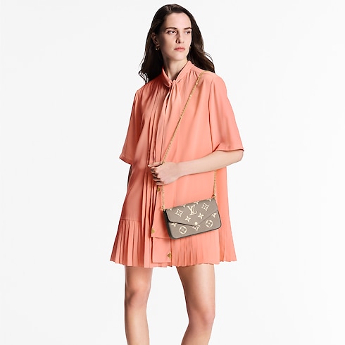 Monogram Empreinte Carteras y artículos de piel pequeños Todas las carteras y artículos de piel pequeños Bolsa Félicie Pochette | Louis Vuitton ® (Ampliar producto)