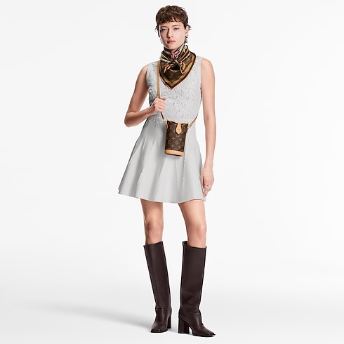 Monogram Carteras y artículos de piel pequeños Todas las carteras y artículos de piel pequeños Bolsa Fold Me | Louis Vuitton ® (Ampliar producto)