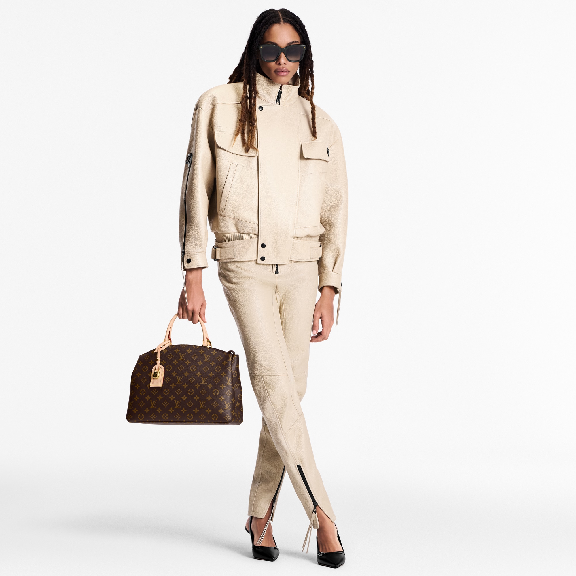 Monogram Bolsas de mano Todas las bolsas de mano Bolsa Grand Palais | Louis Vuitton ® (Ampliar producto)