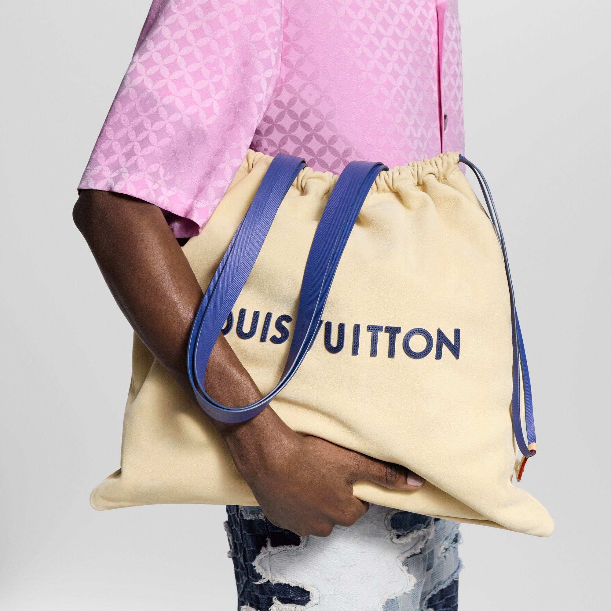 Otras pieles Bolsas para Hombre Novedades Bolsa guardapolvo Tote | Louis Vuitton ® (Ampliar producto)