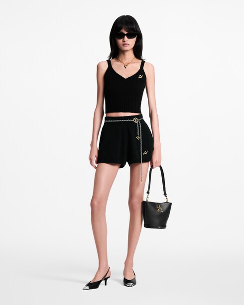 H36 Small Leather Goods Wallets on Chain and Nano Bags LV Bloom Mini Hobo | Louis Vuitton ®