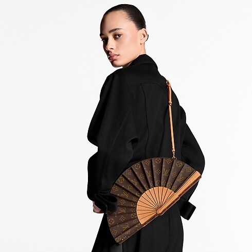 Monogram Bolsas de mano Todas las bolsas de mano Bolsa LV Fan | Louis Vuitton ® (Ampliar producto)