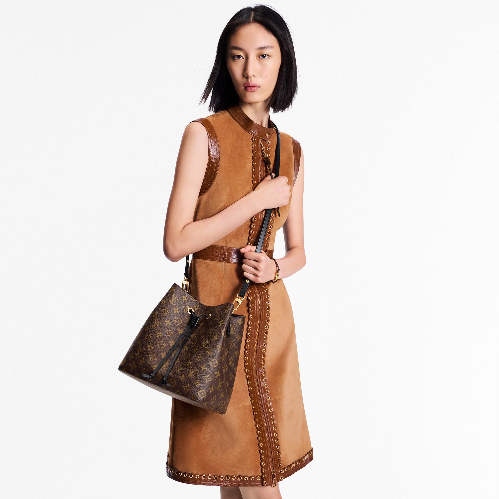 Monogram Bolsas de mano Todas las bolsas de mano Bolsa NéoNoé MM | Louis Vuitton ® (Ampliar producto)