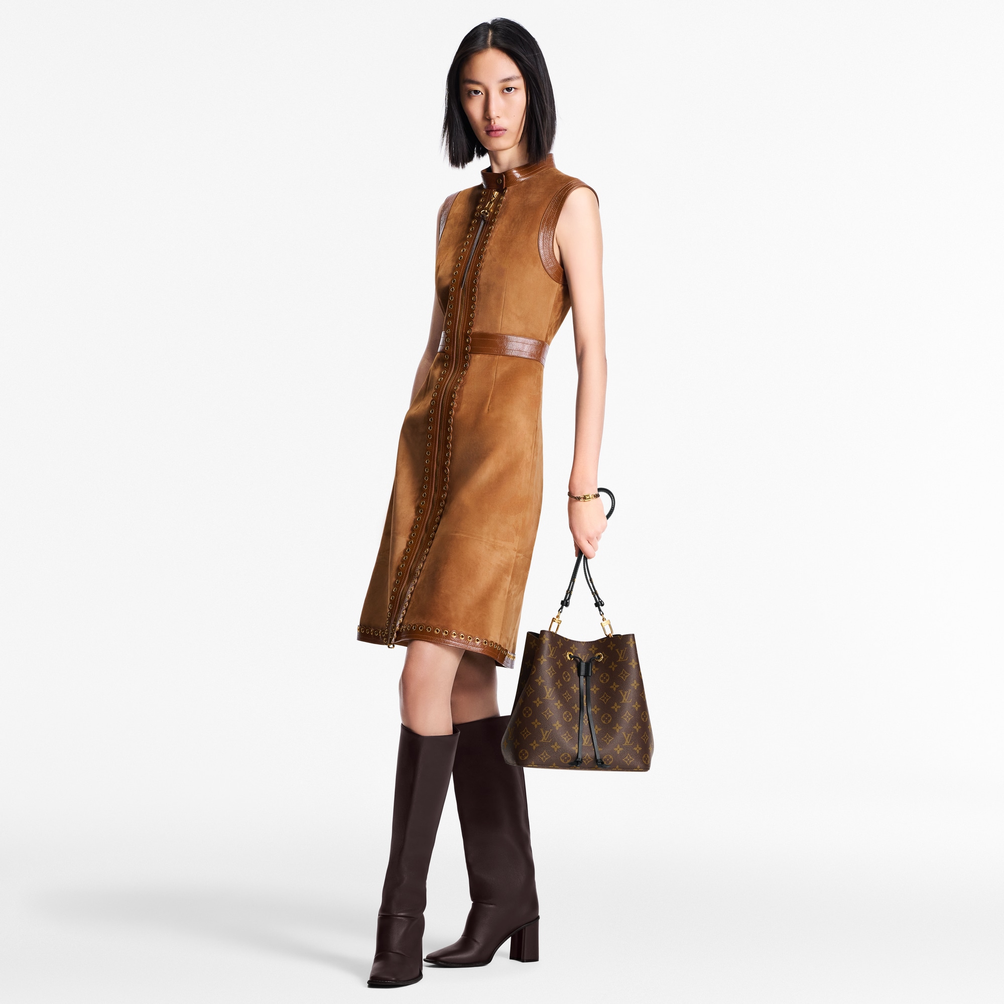Monogram Bolsas de mano Todas las bolsas de mano Bolsa NéoNoé MM | Louis Vuitton ® (Ampliar producto)
