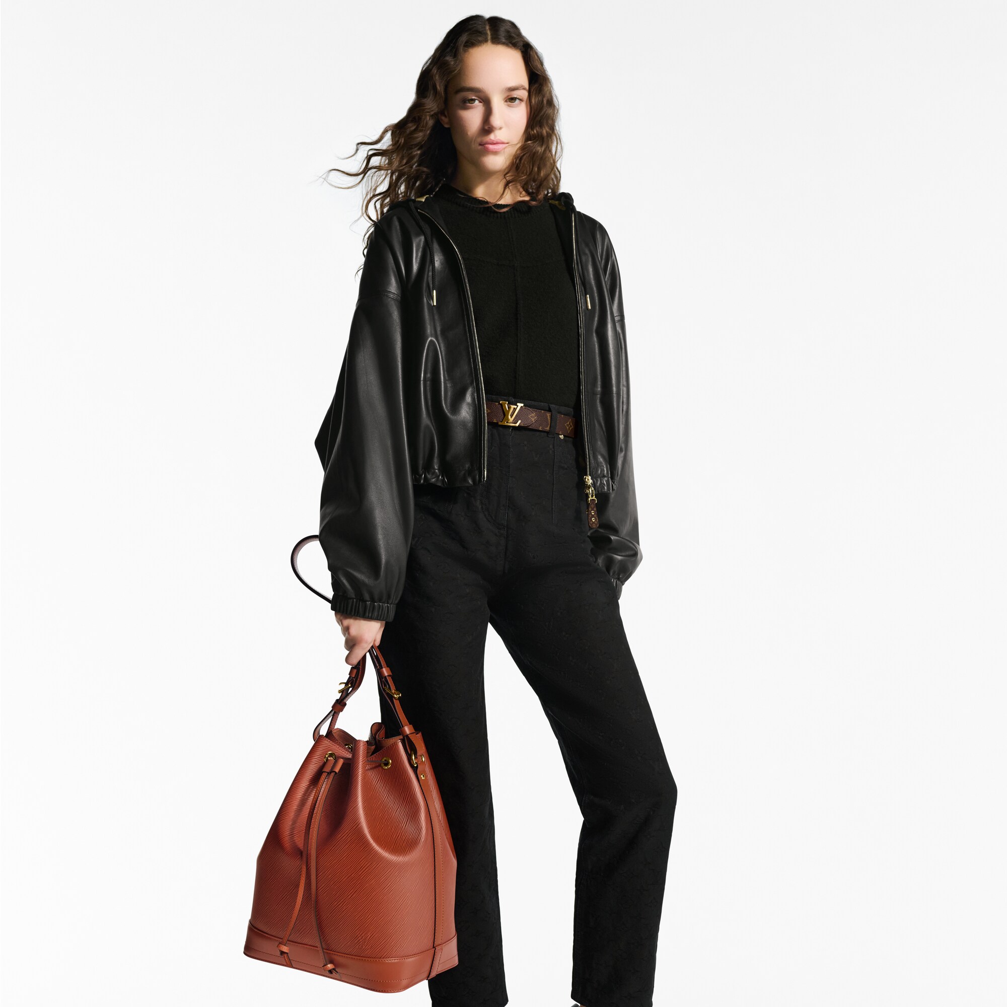 Epi Bolsas de mano Todas las colecciones Bolsa Noé MM | Louis Vuitton ® (Ampliar producto)