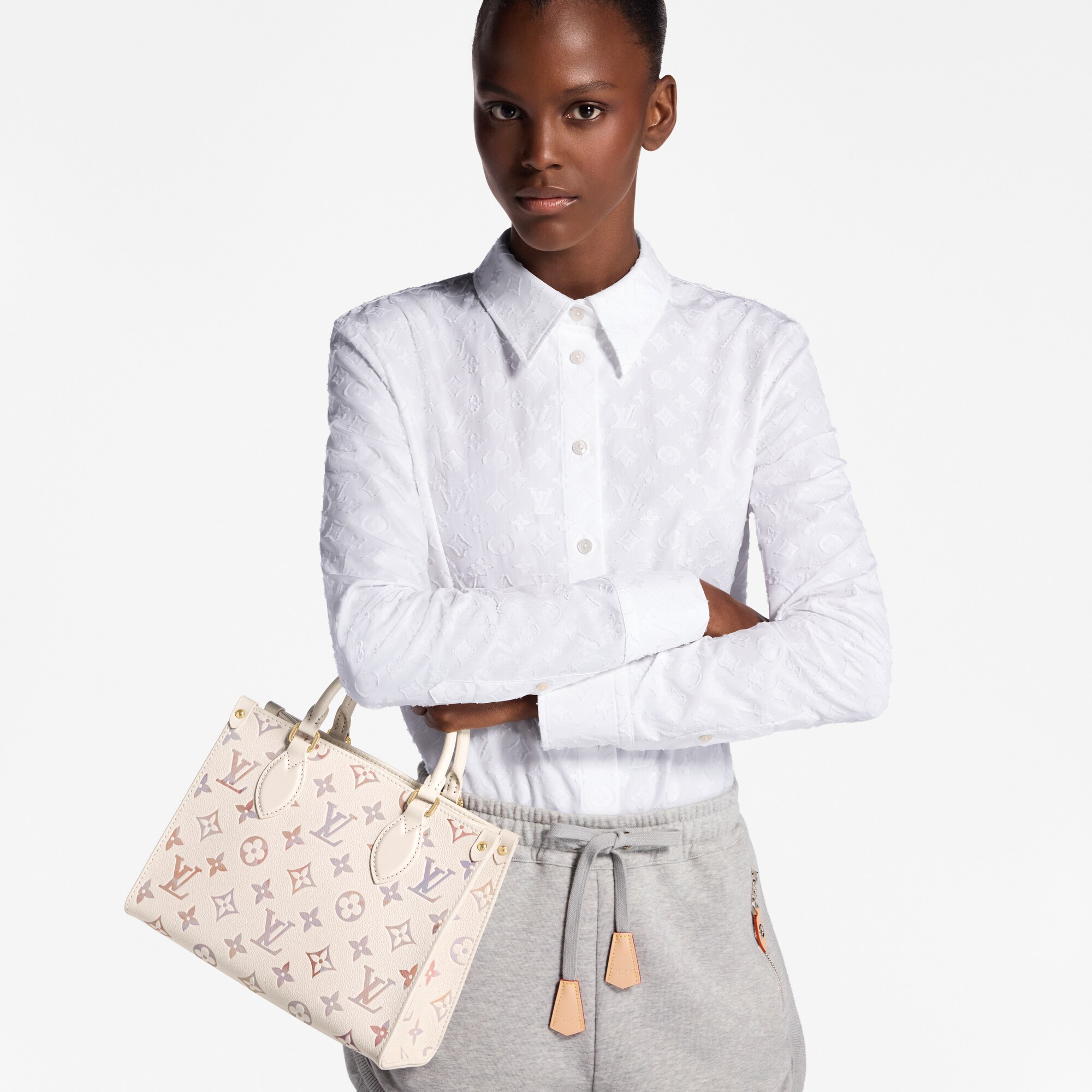 Monogram Empreinte Bolsas para Mujer LV Icons Bolsa OnTheGo PM | Louis Vuitton ® (Ampliar producto)
