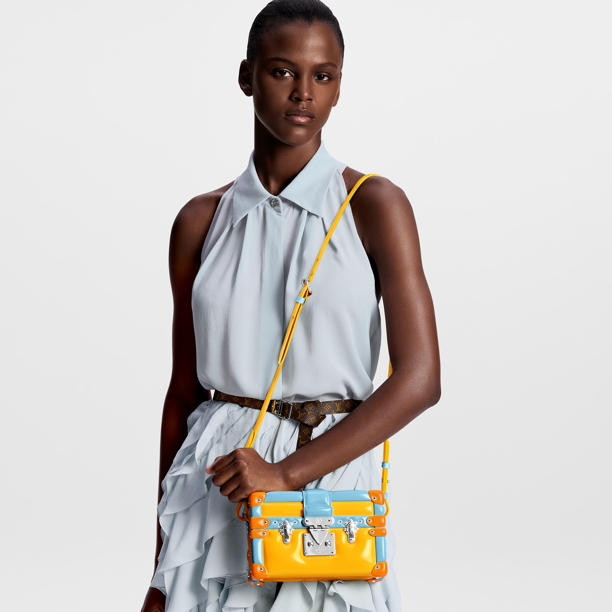 H27 Bolsas de mano Todas las colecciones Bolsa Petite Malle | Louis Vuitton ® (Ampliar producto)