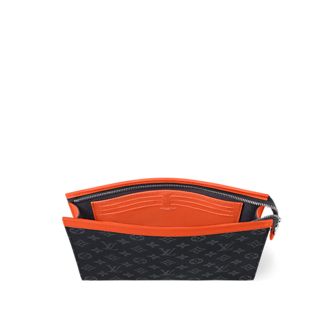 Monogram Eclipse For Him } Bolsa Pochett Voyage MM | Louis Vuitton ® (Ampliar producto)