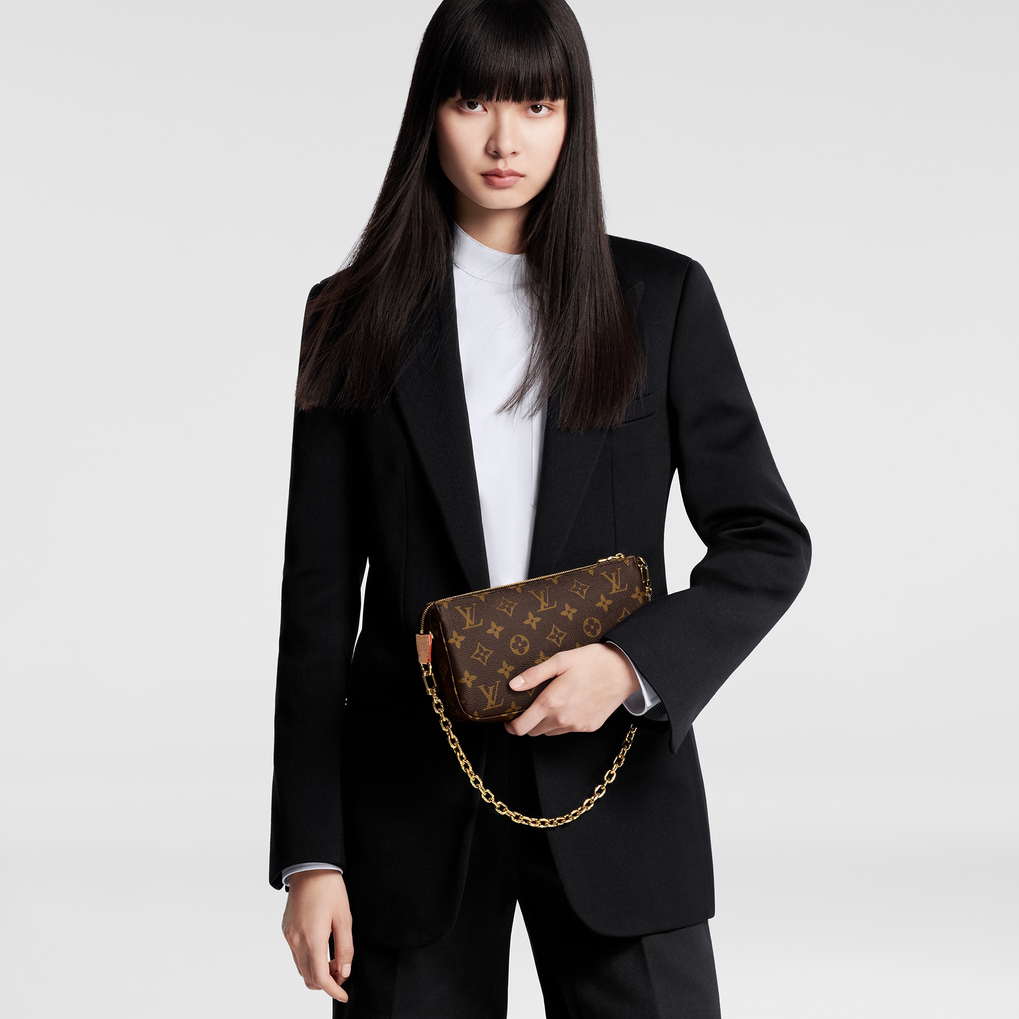 Monogram Carteras y artículos de piel pequeños Carteras con cadena y Micro Bolsas Bolsa Pochette Accessoires | Louis Vuitton ® (Ampliar producto)
