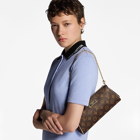 Monogram Carteras y artículos de piel pequeños Carteras con cadena y Micro Bolsas Bolsa Pochette Eva | Louis Vuitton ® (Ampliar producto)