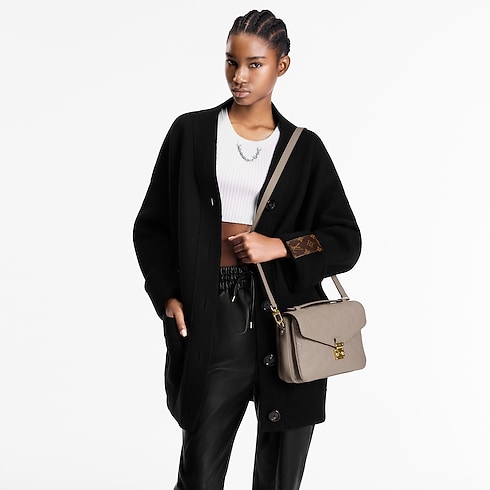 Monogram Empreinte Bolsas de mano Todas las bolsas de mano Bolsa Pochette Métis | Louis Vuitton ® (Ampliar producto)