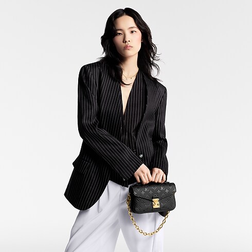 Monogram Empreinte Bolsas de mano Todas las bolsas de mano Bolsa Pochette Métis East West | Louis Vuitton ® (Ampliar producto)