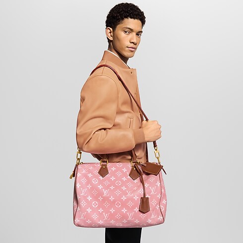 H40 Artículos de Piel y Viaje Desfile Speedy Hombre Bolsa Speedy P9 40 con correa | Louis Vuitton ® (Ampliar producto)