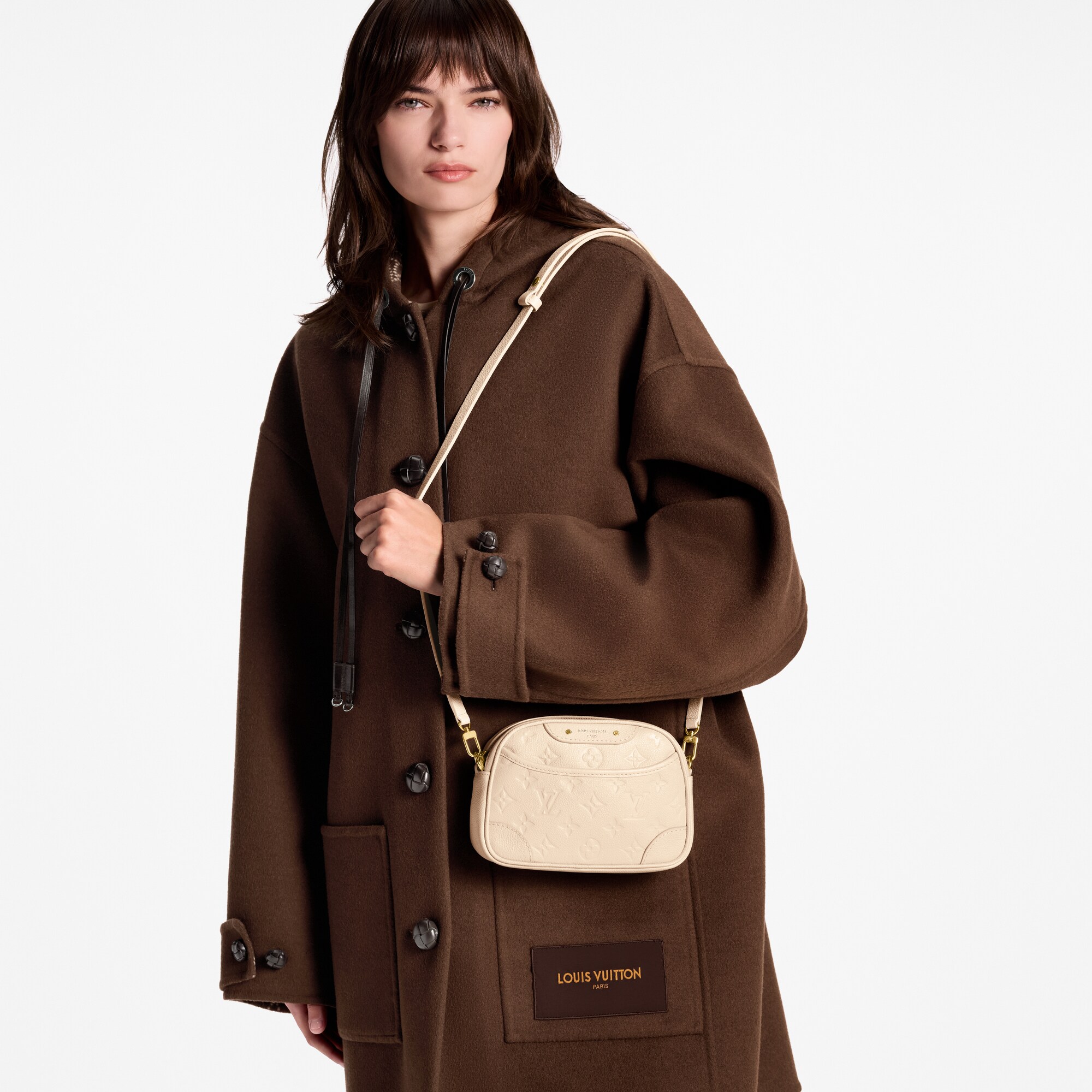 Monogram Empreinte Carteras y artículos de piel pequeños Carteras con cadena y Micro Bolsas Bolsa Tiny Camera Bag | Louis Vuitton ® (Ampliar producto)