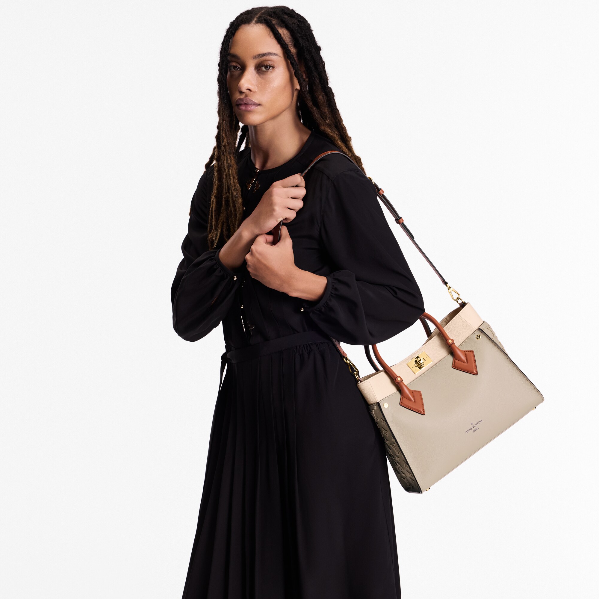 High End Leathers Bolsas de mano Todas las bolsas de mano Bolsa tote On My Side MM | Louis Vuitton ® (Ampliar producto)