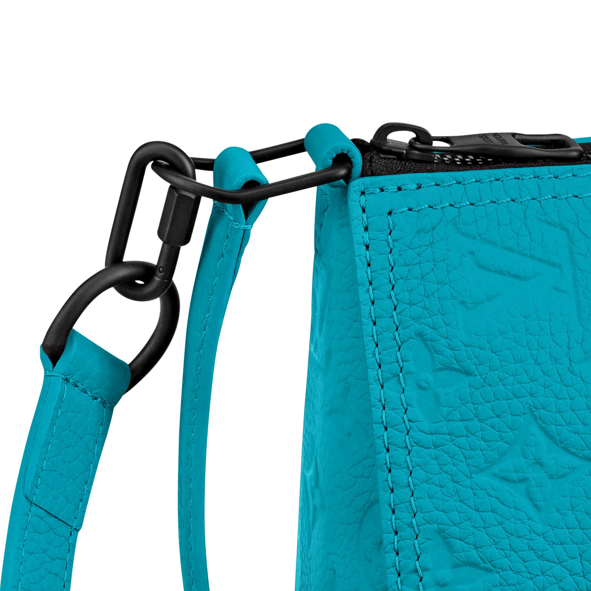 Taurillon Monogram  } Bolso Messenger Triangle | Louis Vuitton ® (Ampliar producto)