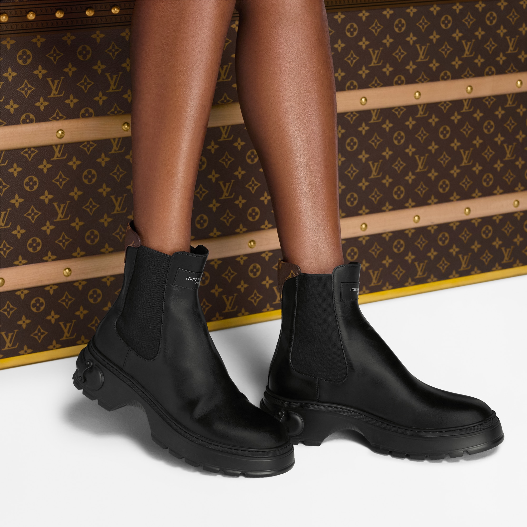  Zapatos Botas y botines Botín Chelsea LV Squad | Louis Vuitton ® (Ampliar producto)