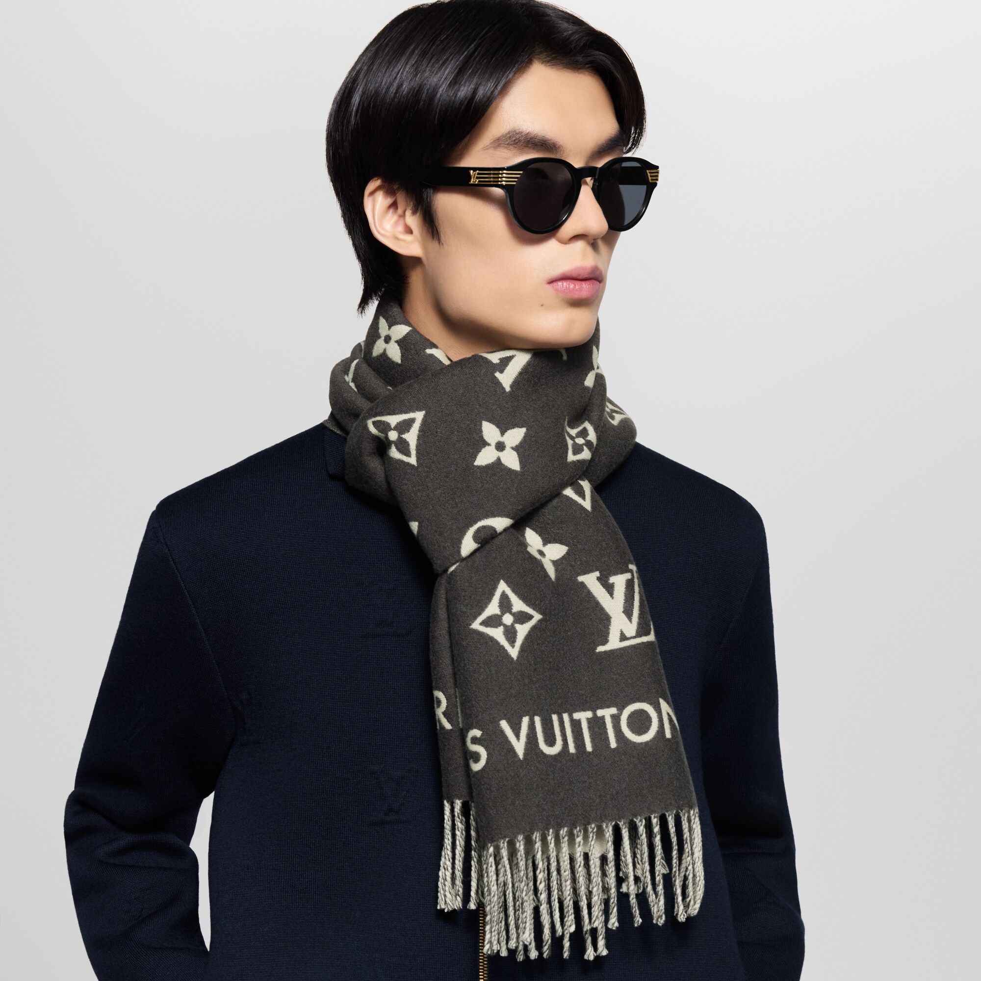 S00 Accesorios Bufandas Bufanda All About Monogram | Louis Vuitton ® (Ampliar producto)