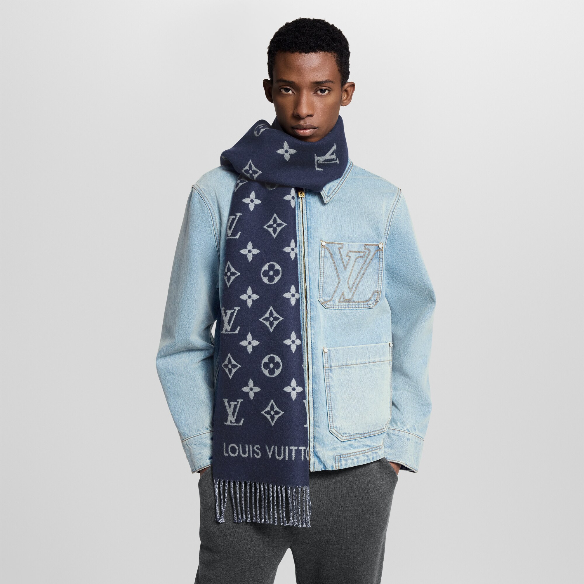 S00 Accesorios Bufandas Bufanda All About Monograma | Louis Vuitton ® (Ampliar producto)